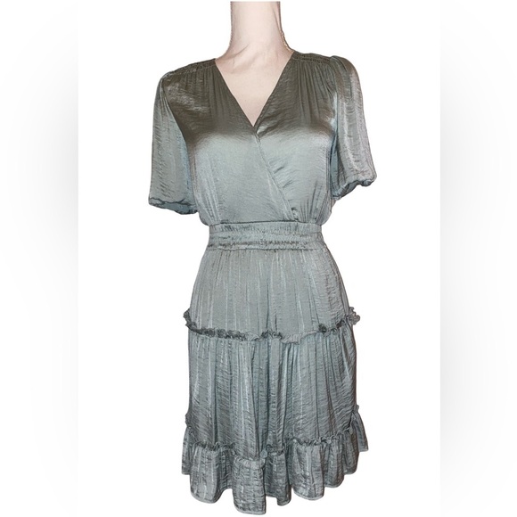 Glam Brand Midi Ruffle Dress with Balloon Sleeves & a Tiered Skirt Sage GRN SZM - Picture 1 of 8